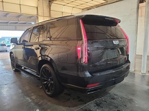 2022 Cadillac Escalade Sport Platinum