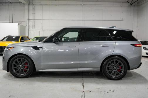2023 Land Rover Range Rover Sport SE