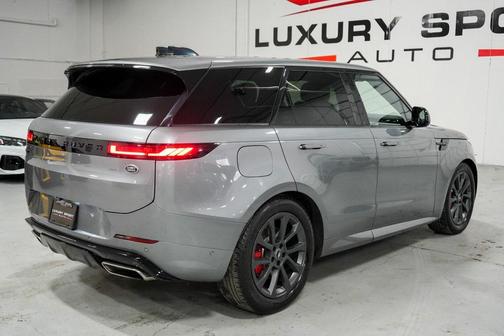 2023 Land Rover Range Rover Sport SE