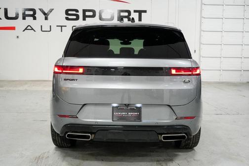 2023 Land Rover Range Rover Sport SE