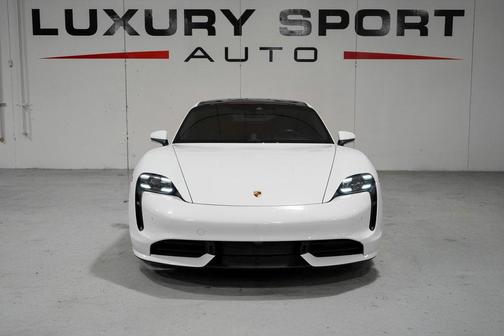 2020 Porsche Taycan Turbo
