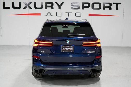 2025 BMW X5 M60i
