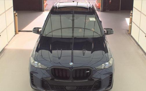 2025 BMW X5 M60i