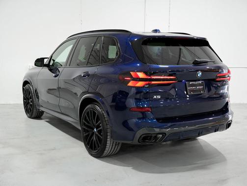 2025 BMW X5 M60i