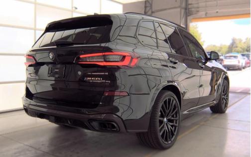 Black Sapphire Metallic 2021 BMW X5 M50i
