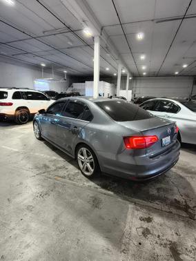 Platinum Gray Metallic 2017 Volkswagen Jetta GLI
