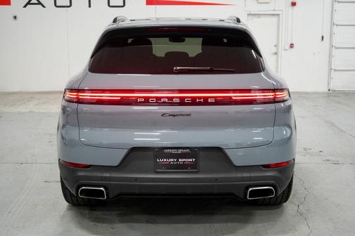 2024 Porsche Cayenne Cayenne