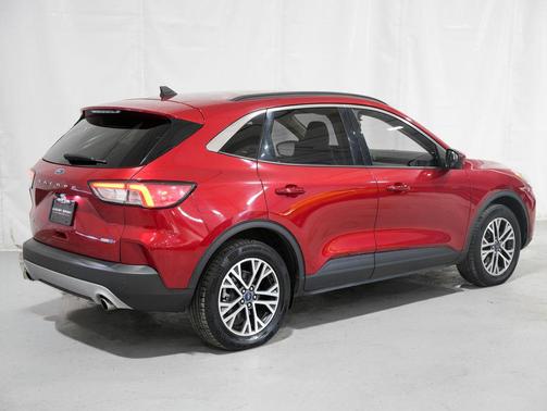 Rapid Red Metallic Tinted Clearcoat 2020 Ford Escape SEL