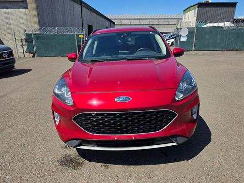 Rapid Red Metallic Tinted Clearcoat 2020 Ford Escape SEL