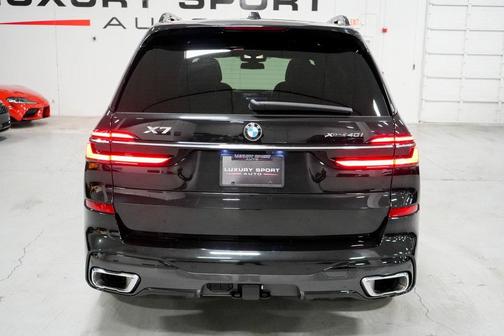 2023 BMW X7 xDrive40i
