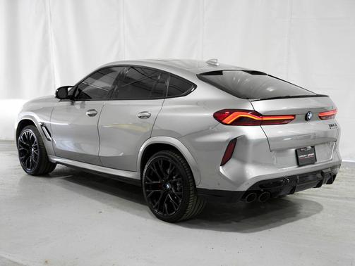 Donington Grey Metallic 2022 BMW X6 M Competition Pkg