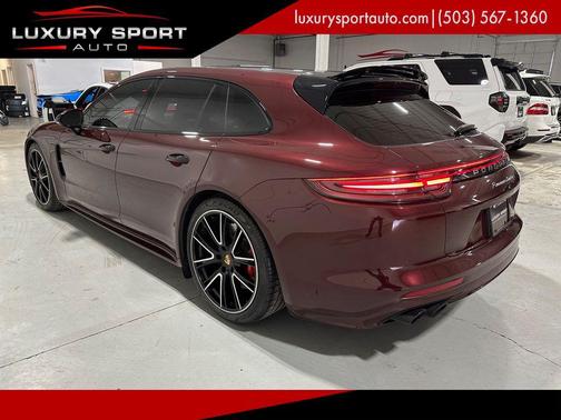 2018 Porsche Panamera Turbo