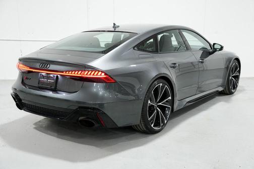 2023 Audi RS 7 4.0T