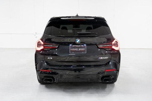 2023 BMW X3 M40i