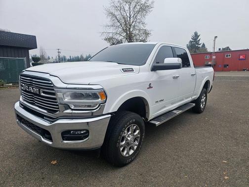 2021 RAM 2500 Laramie Crew Cab 4x4 6'4' Box