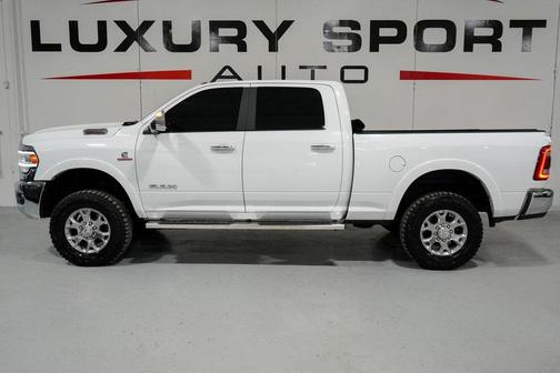 2021 RAM 2500 Laramie Crew Cab 4x4 6'4' Box