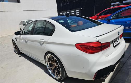 Alpine White 2020 BMW M5 Competition