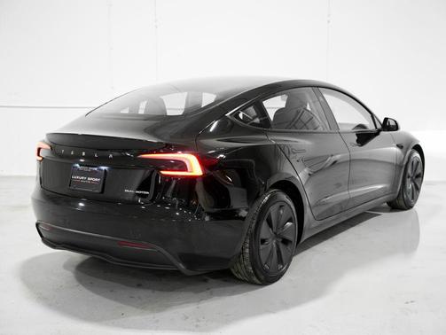 2024 Tesla Model 3 Long Range