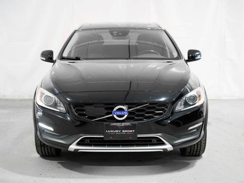 Black Stone 2015 Volvo V60 Cross Country T5 Platinum