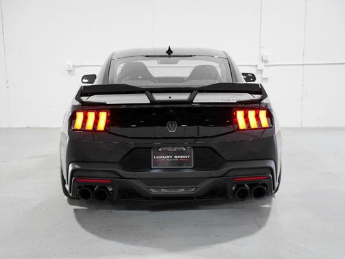 2024 Ford Mustang Dark Horse Fastback