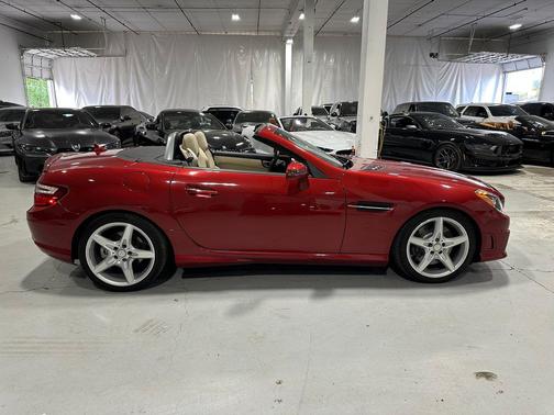 2016 Mercedes-Benz SLK-Class SLK300 Roadster