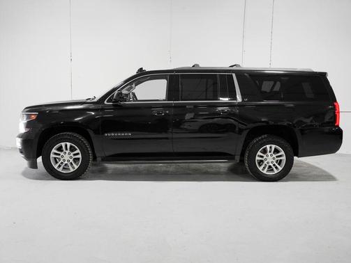 Black 2018 Chevrolet Suburban LT
