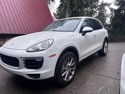 2015 Porsche Cayenne Cayenne