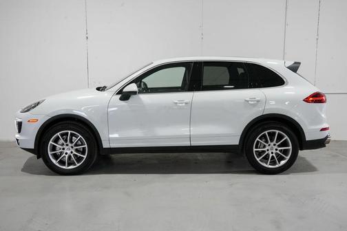 2015 Porsche Cayenne Cayenne