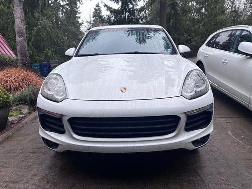 2015 Porsche Cayenne Cayenne