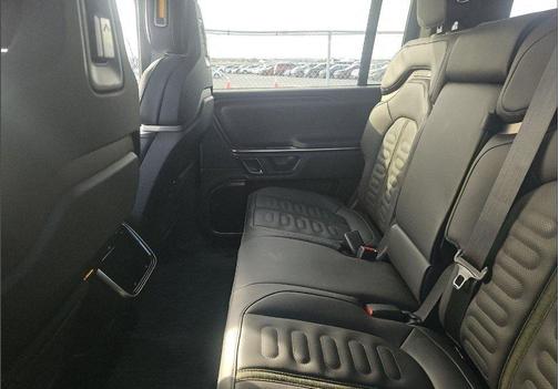 2023 Rivian R1S Adventure