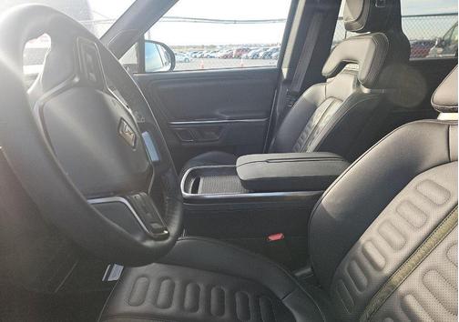 2023 Rivian R1S Adventure