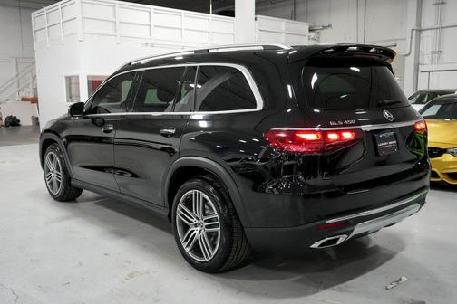 2024 Mercedes-Benz GLS 450 4MATIC