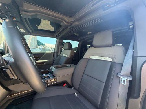 Void Black 2024 GMC HUMMER EV SUV 2X