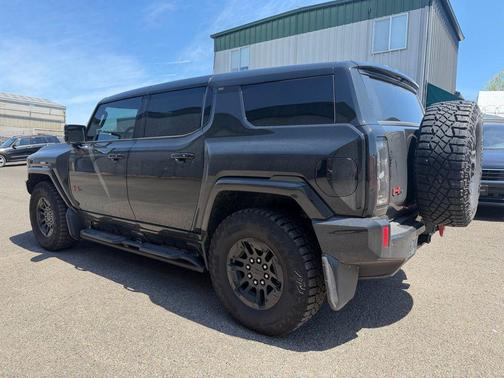 Void Black 2024 GMC HUMMER EV SUV 2X