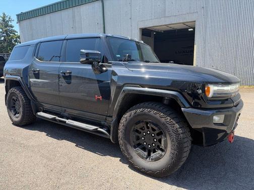 Void Black 2024 GMC HUMMER EV SUV 2X