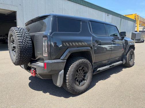 Void Black 2024 GMC HUMMER EV SUV 2X