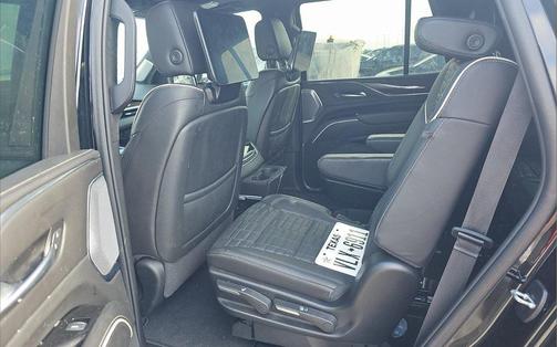 2024 Cadillac Escalade Sport Platinum