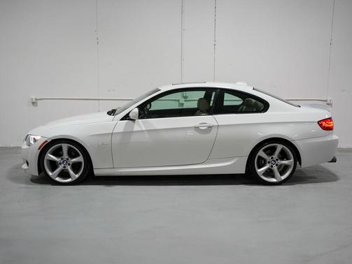 2011 BMW 328 328i