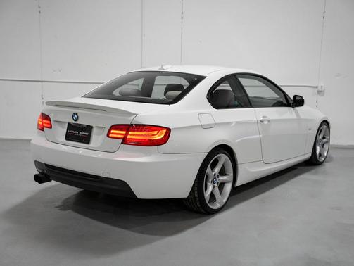 2011 BMW 328 328i