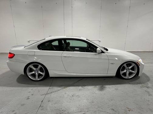 2011 BMW 328 328i