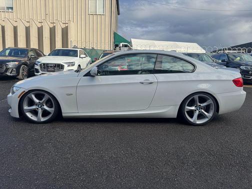 2011 BMW 328 328i