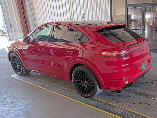 2023 Porsche Cayenne GTS