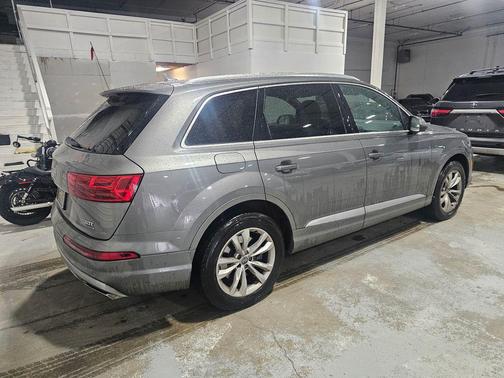 2017 Audi Q7 3.0T Premium