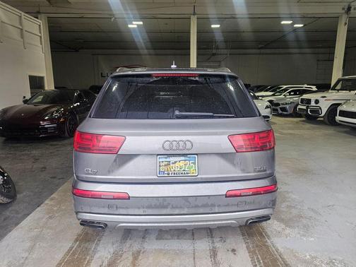 2017 Audi Q7 3.0T Premium