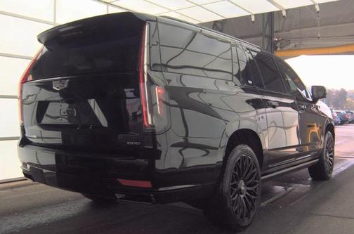 2023 Cadillac Escalade ESV Sport