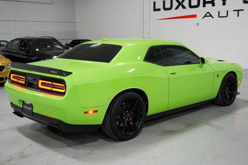 2015 Dodge Challenger SRT Hellcat