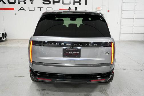 2023 Land Rover Range Rover P530 SE