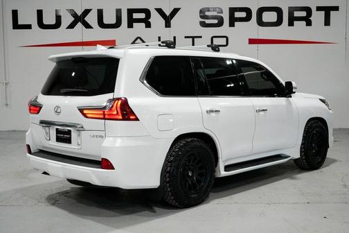 2017 Lexus LX 570 Base