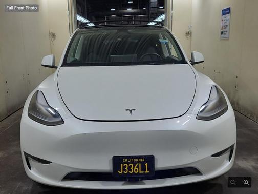 2024 Tesla Model Y Performance Dual Motor All-Wheel Drive