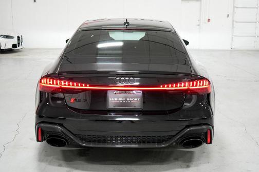 2021 Audi RS 7 4.0T